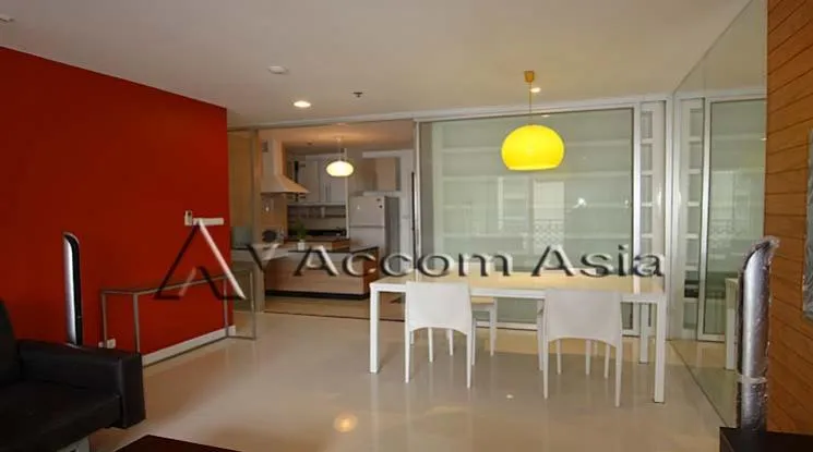 unitAsoke Place Condominium