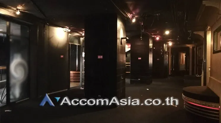 unit Retail / showroom For Rent in Sukhumvit, Bangkok  near MRT Sukhumvit - BTS Asok (1412631)