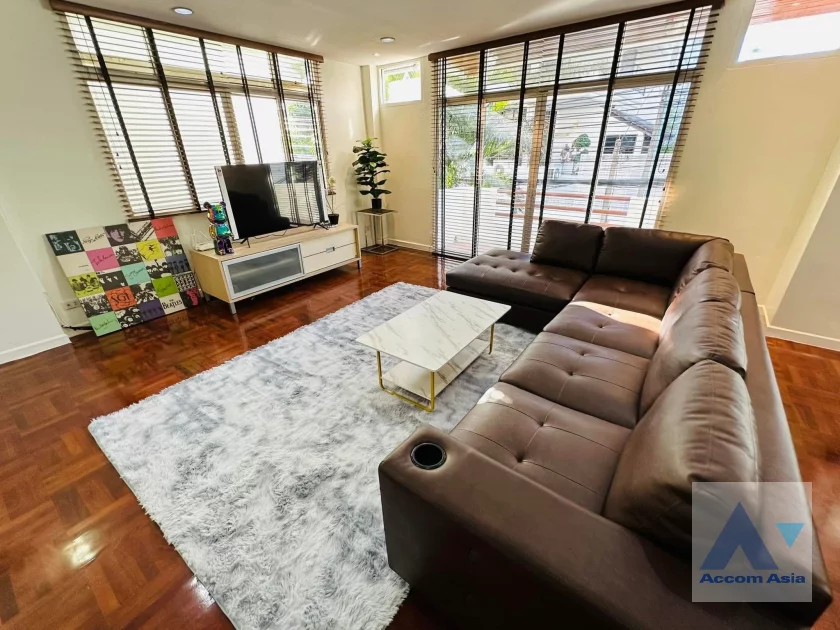 5  5 br House For Rent in Sukhumvit ,Bangkok BTS Phrom Phong 2312674