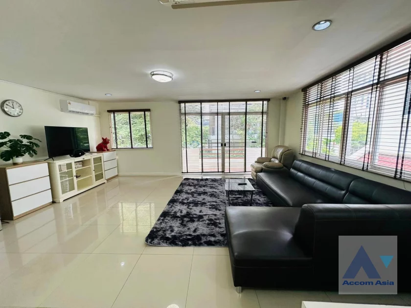 7  5 br House For Rent in Sukhumvit ,Bangkok BTS Phrom Phong 2312674