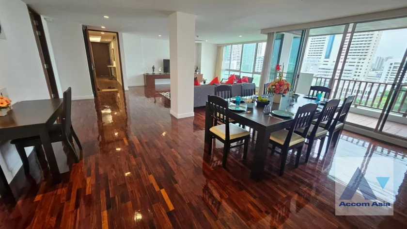 unitPet friendly |  3 Bedrooms  Apartment For Rent in Silom, Bangkok  near BTS Surasak (1412830)