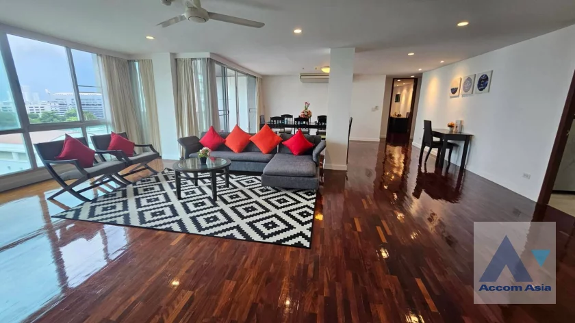 unitPet friendly |  3 Bedrooms  Apartment For Rent in Silom, Bangkok  near BTS Surasak (1412830)