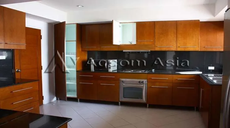 unitPet friendly |  4 Bedrooms  Apartment For Rent in Sukhumvit, Bangkok  near BTS Phrom Phong (1412887)