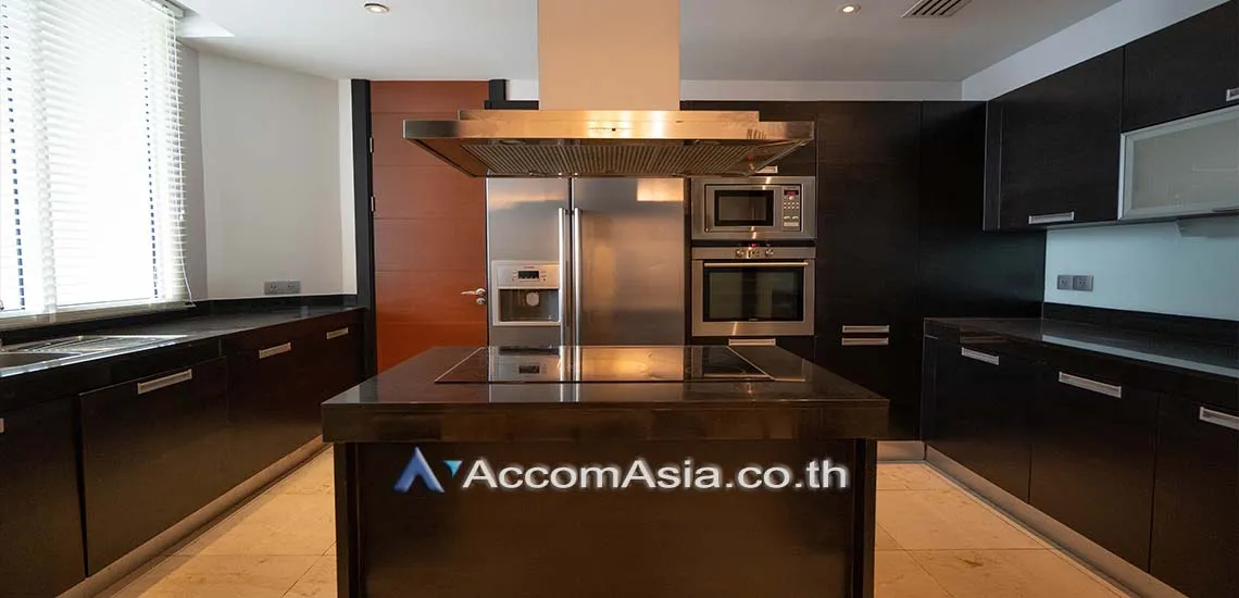 unit 3 Bedrooms  Condominium For Rent in Silom, Bangkok  near BRT Arkhan Songkhro - BTS Chong Nonsi (1512985)
