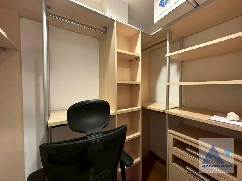 16  4 br Apartment For Rent in Sathorn ,Bangkok BTS Sala Daeng - MRT Lumphini at Secluded Ambiance 20565