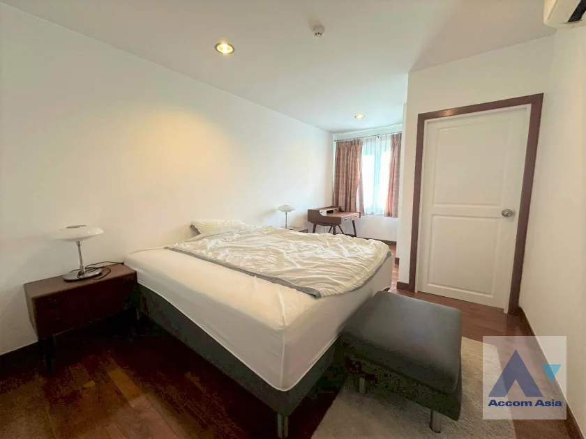 12  4 br Apartment For Rent in Sathorn ,Bangkok BTS Sala Daeng - MRT Lumphini at Secluded Ambiance 20565