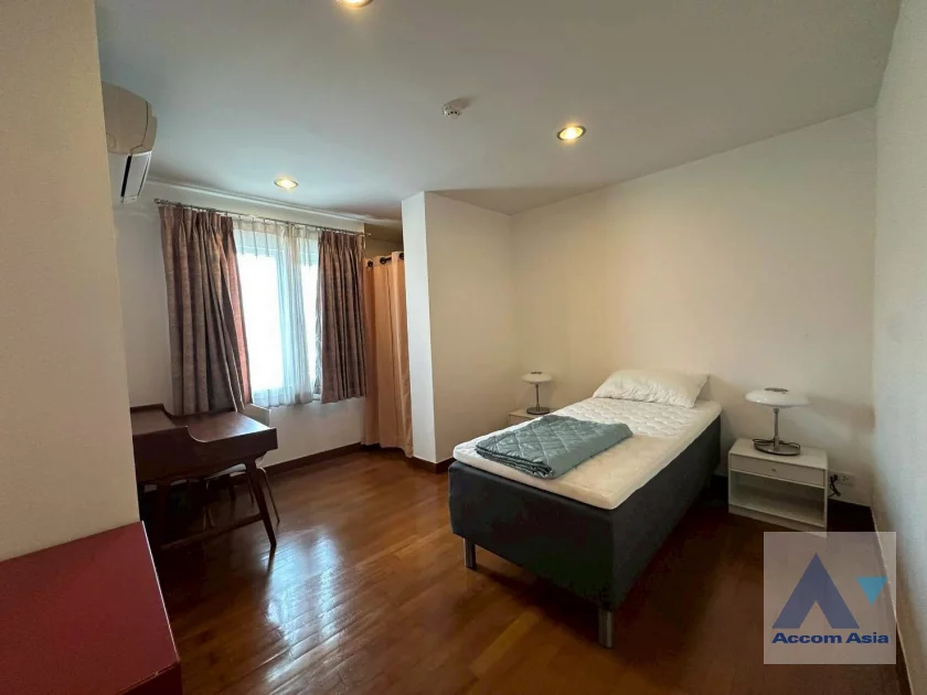 14  4 br Apartment For Rent in Sathorn ,Bangkok BTS Sala Daeng - MRT Lumphini at Secluded Ambiance 20565