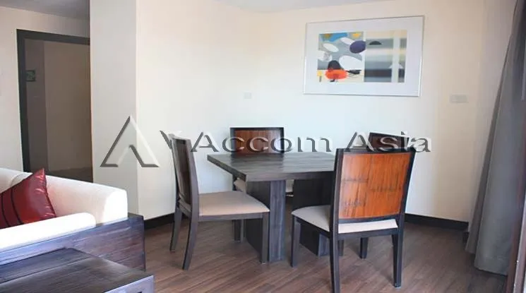 unit 2 Bedrooms  Apartment For Rent in Phaholyothin, Bangkok  near BTS Sanam Pao (1413031)
