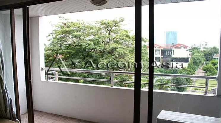 unit 2 Bedrooms  Apartment For Rent in Phaholyothin, Bangkok  near BTS Ari (1413036)