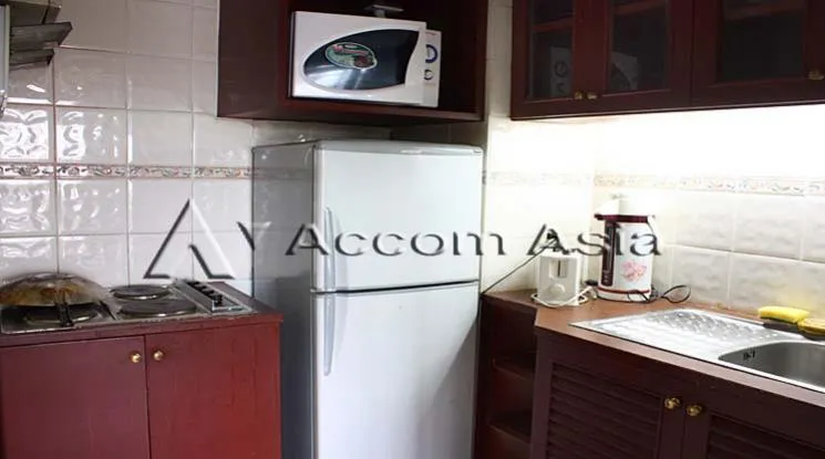 unit 2 Bedrooms  Apartment For Rent in Phaholyothin, Bangkok  near BTS Ari (1413036)