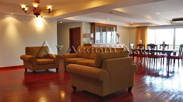 unitPet friendly |  3 Bedrooms  Apartment For Rent & Sale in Ploenchit, Bangkok  near BTS Ploenchit (1413075)