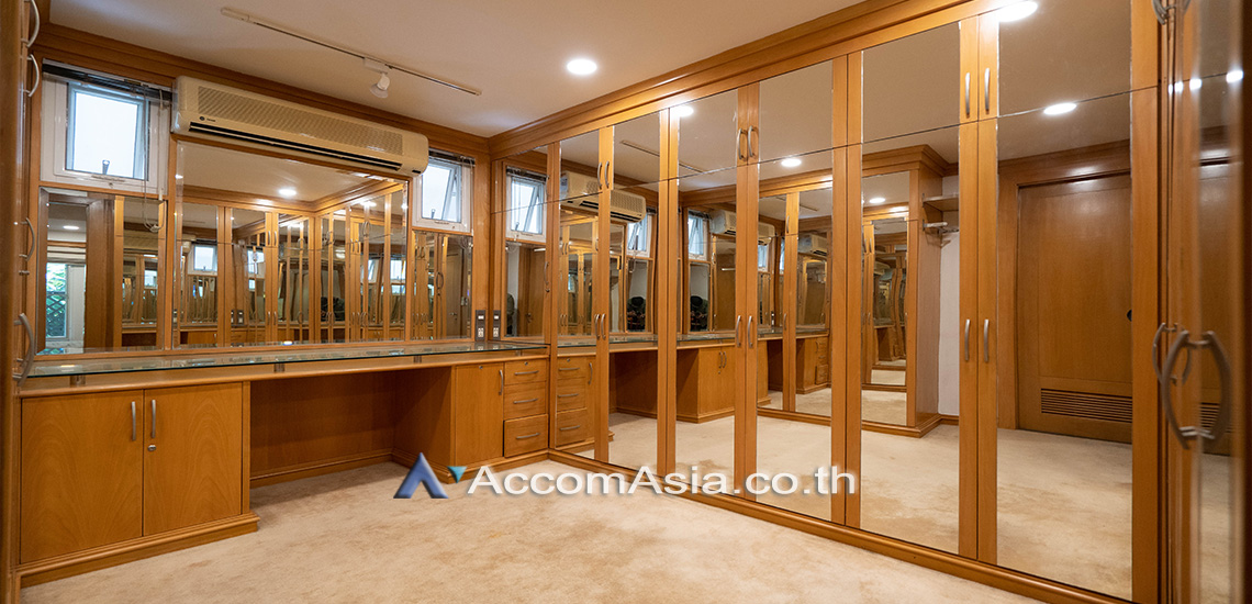 5  3 br Apartment For Rent in Sathorn ,Bangkok BTS Chong Nonsi at The Lush Greenery Residence 1413089