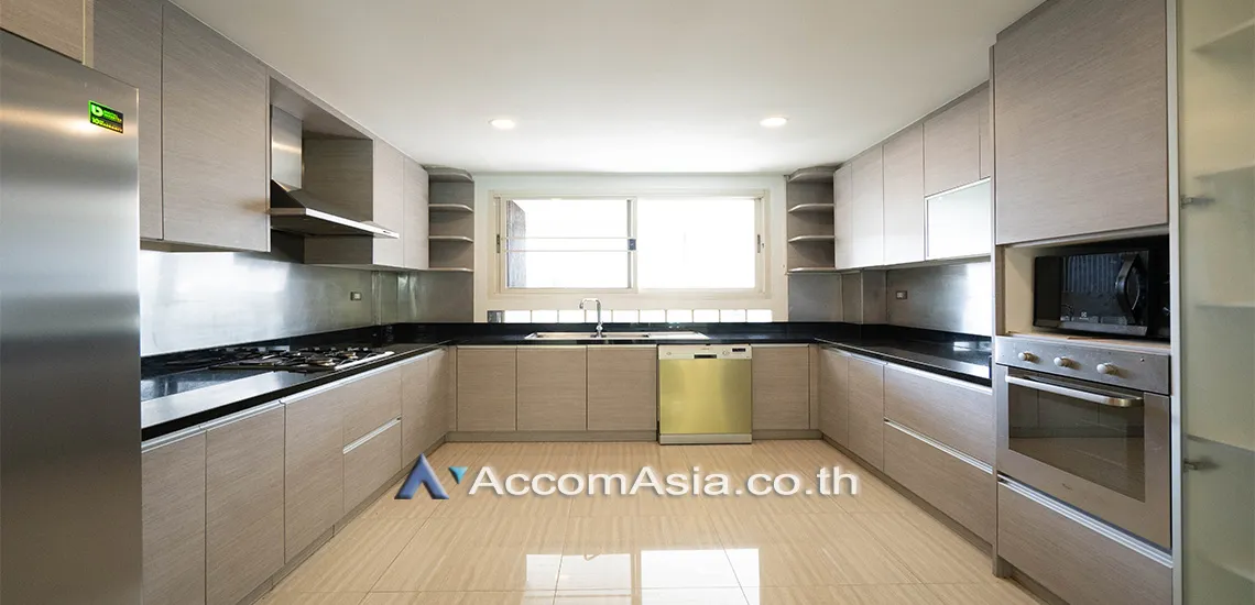 6  3 br Apartment For Rent in Sathorn ,Bangkok BTS Chong Nonsi at The Lush Greenery Residence 1413089