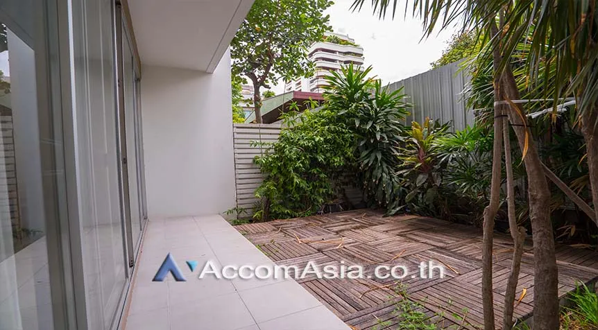 unit 2 Bedrooms  Apartment For Rent in Sukhumvit, Bangkok  near BTS Phrom Phong (1413101)