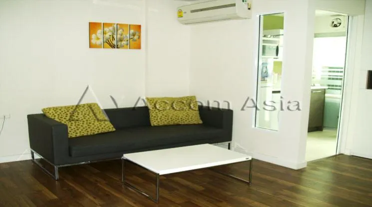 unit 2 Bedrooms  Condominium For Rent in Sukhumvit, Bangkok  near BTS On Nut (1513210)