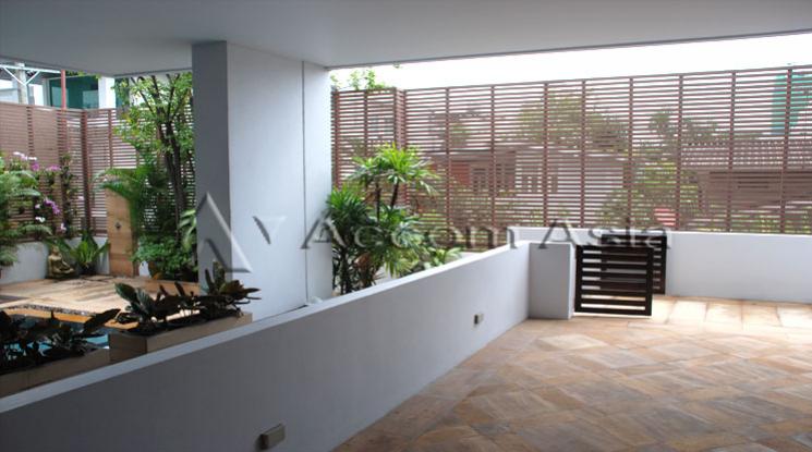 unitPenthouse |  3 Bedrooms  Apartment For Rent in Sukhumvit, Bangkok  near BTS Asok - MRT Sukhumvit (1413262)