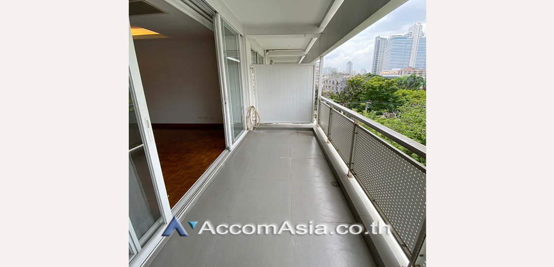 18  4 br Apartment For Rent in Sathorn ,Bangkok BTS Chong Nonsi at Cozy Low-Rise Apartment in a Premium Compound 1413277