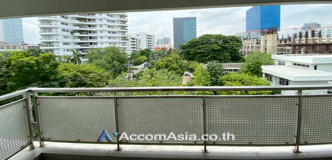 20  4 br Apartment For Rent in Sathorn ,Bangkok BTS Chong Nonsi at Cozy Low-Rise Apartment in a Premium Compound 1413277