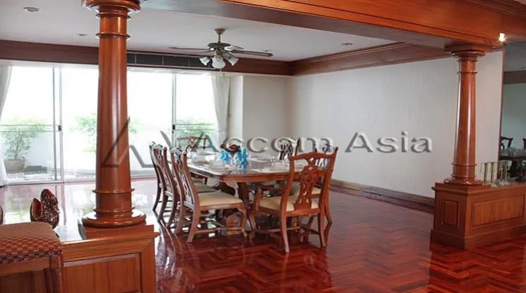 unit 4 Bedrooms  Apartment For Rent in Sukhumvit, Bangkok  near MRT Sukhumvit - BTS Asok (1513313)