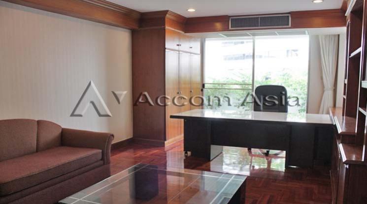 4  4 br Apartment For Rent in Sukhumvit ,Bangkok MRT Sukhumvit - BTS Asok at Newly renovated modern style living place 1513313