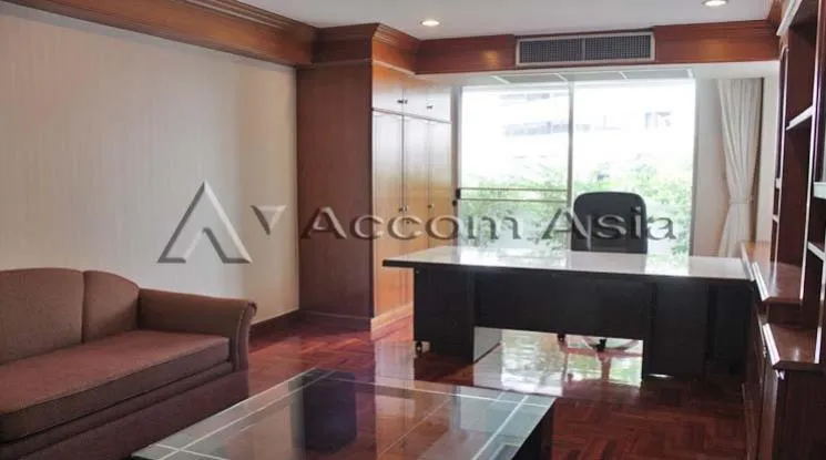 unit 4 Bedrooms  Apartment For Rent in Sukhumvit, Bangkok  near MRT Sukhumvit - BTS Asok (1513313)
