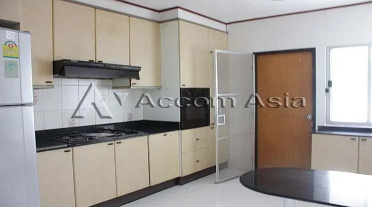 5  4 br Apartment For Rent in Sukhumvit ,Bangkok MRT Sukhumvit - BTS Asok at Newly renovated modern style living place 1513313
