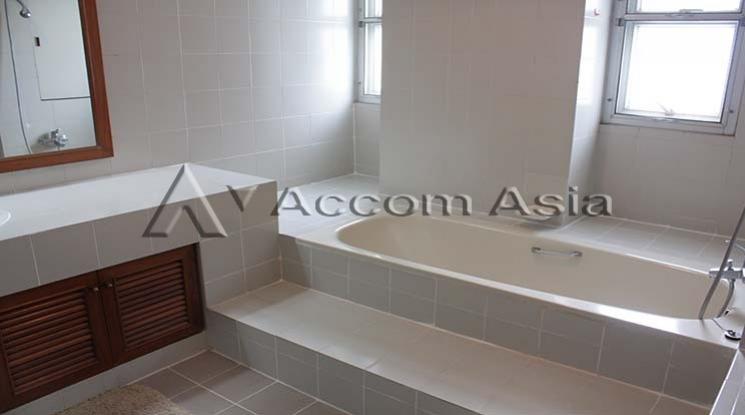 9  4 br Apartment For Rent in Sukhumvit ,Bangkok MRT Sukhumvit - BTS Asok at Newly renovated modern style living place 1513313