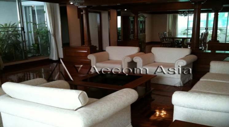  2  4 br Apartment For Rent in Sukhumvit ,Bangkok MRT Sukhumvit - BTS Asok at Newly renovated modern style living place 1413315