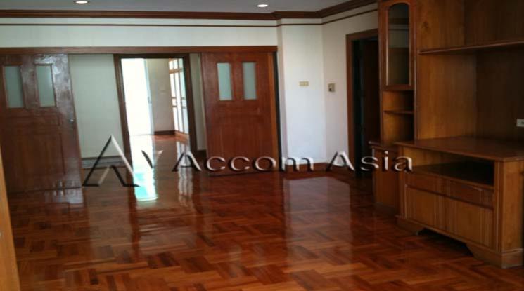 6  4 br Apartment For Rent in Sukhumvit ,Bangkok MRT Sukhumvit - BTS Asok at Newly renovated modern style living place 1413315