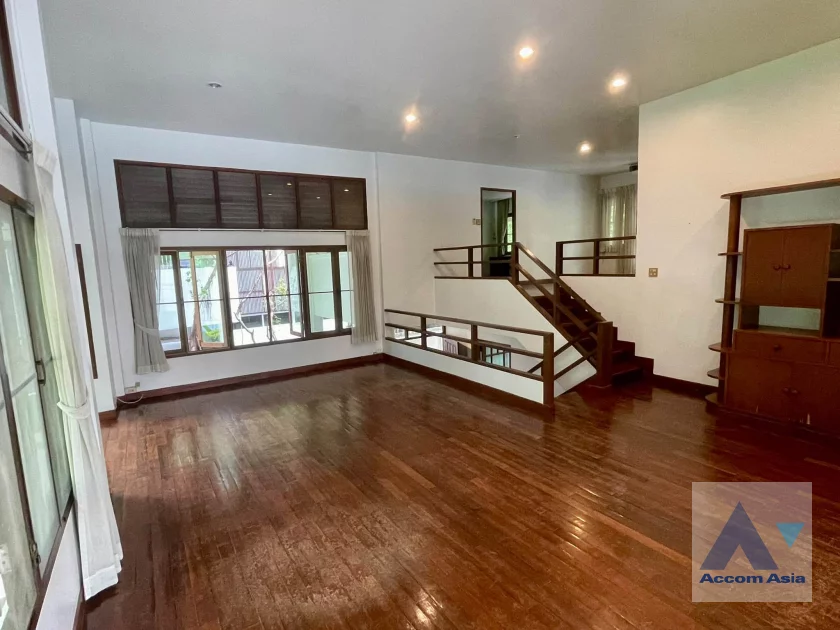 6  2 br House for rent and sale in Ploenchit ,Bangkok BTS Ploenchit 1713336