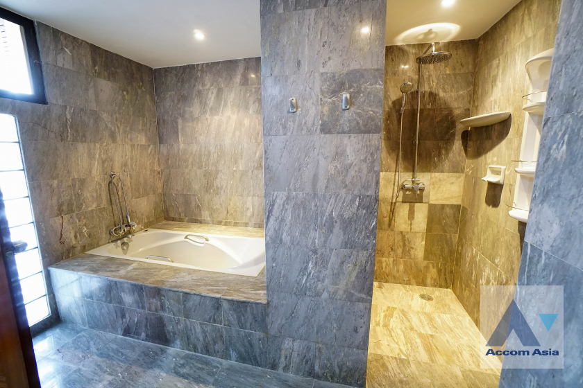 32  3 br Apartment for rent and sale in Sukhumvit ,Bangkok BTS Phrom Phong at The exclusive private living 1413345