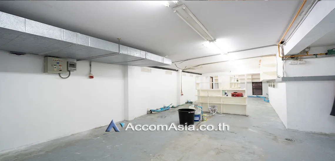 22  2 br House For Rent in Sukhumvit ,Bangkok BTS Phrom Phong 1713439