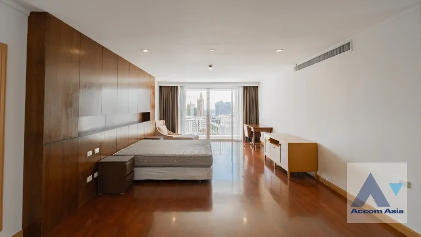 20  4 br Apartment For Rent in Sukhumvit ,Bangkok BTS Phrom Phong at Apartment with Top Facilities, Close to Emshere 1513446