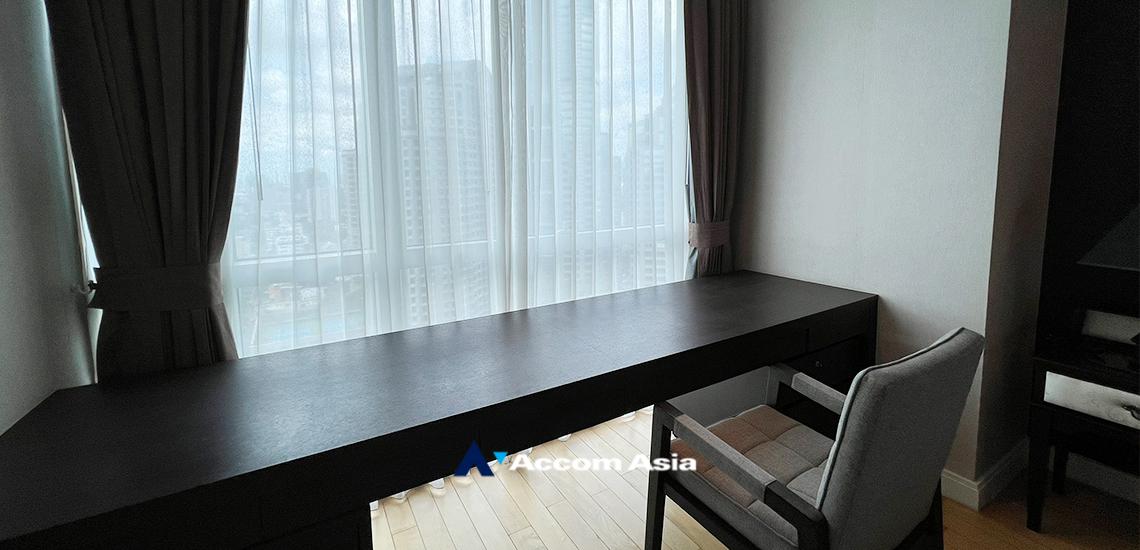 15  2 br Condominium For Rent in Ploenchit ,Bangkok BTS Ploenchit at Athenee Residence 1513464