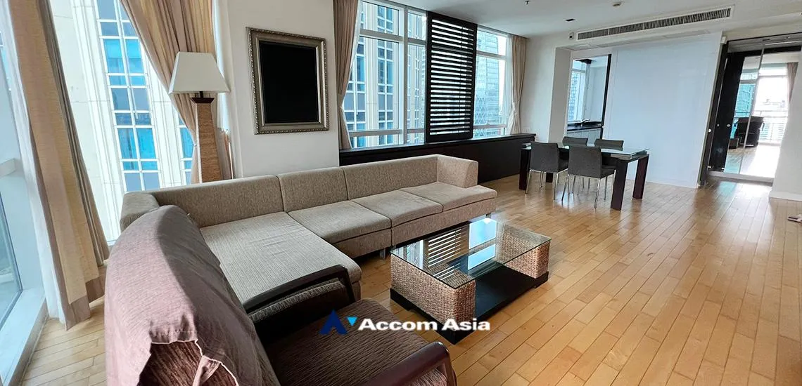 unit 2 Bedrooms  Condominium For Rent in Ploenchit, Bangkok  near BTS Ploenchit (1513464)