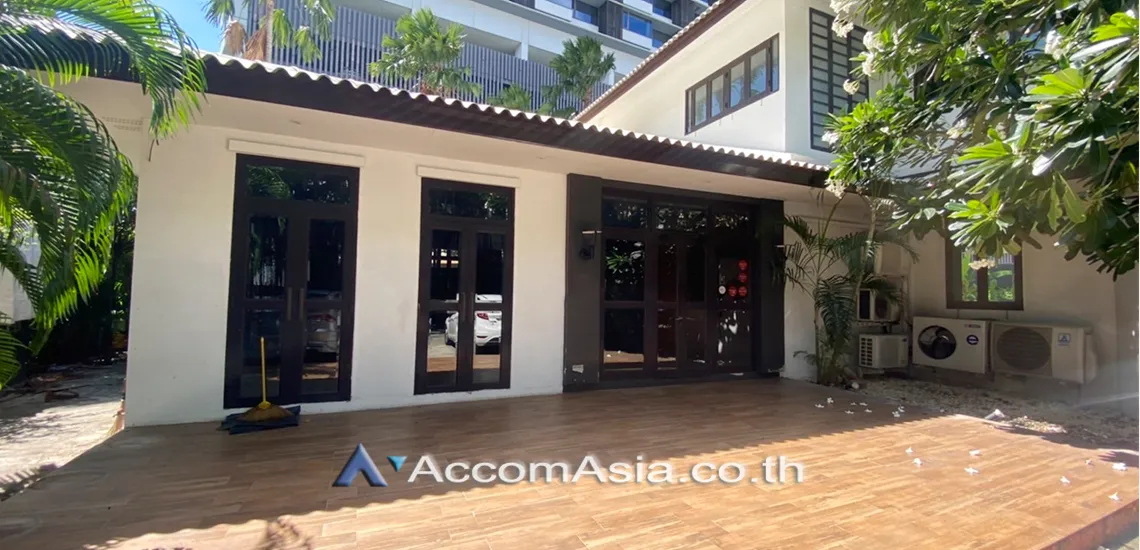 6  3 br House For Rent in Sathorn ,Bangkok MRT Khlong Toei 1713481