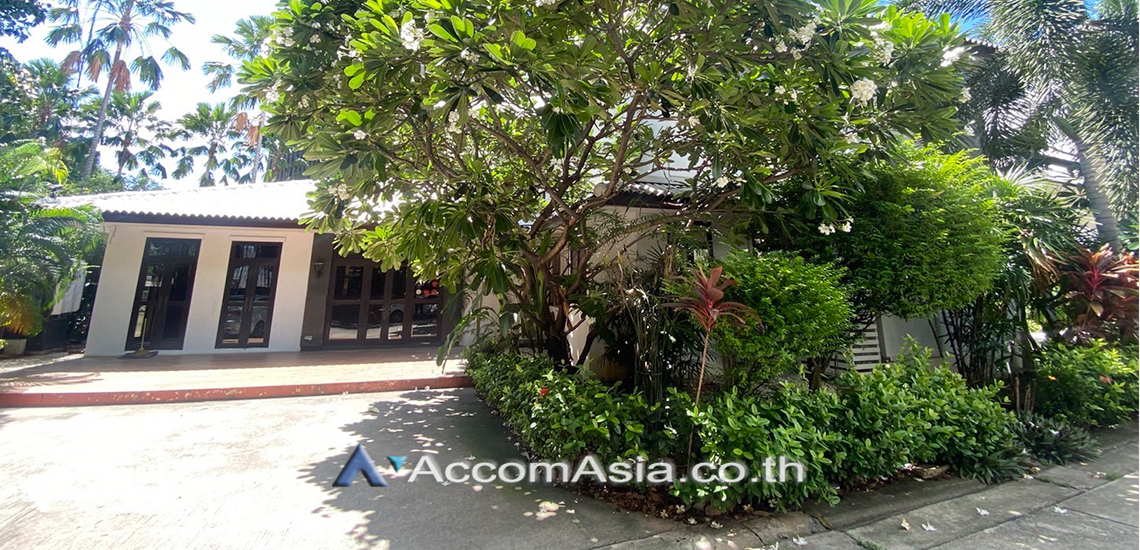 14  3 br House For Rent in Sathorn ,Bangkok MRT Khlong Toei 1713481
