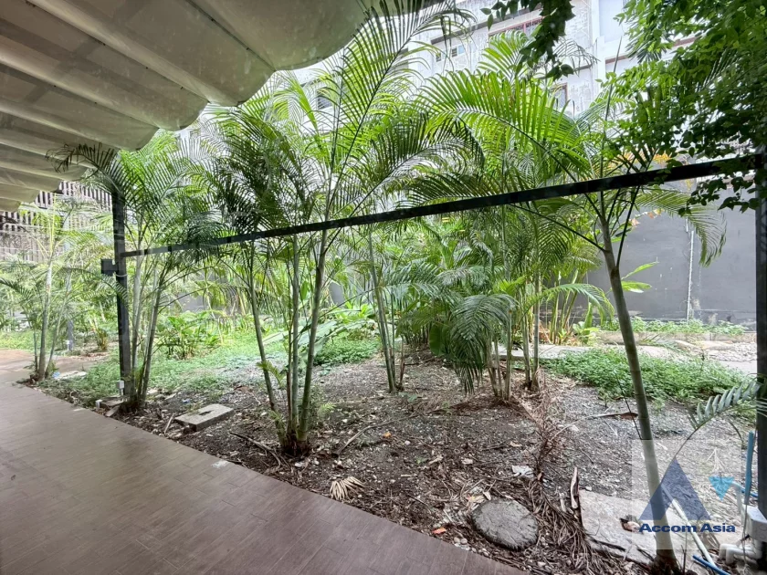 36  3 br House For Rent in Sathorn ,Bangkok MRT Khlong Toei 1713481