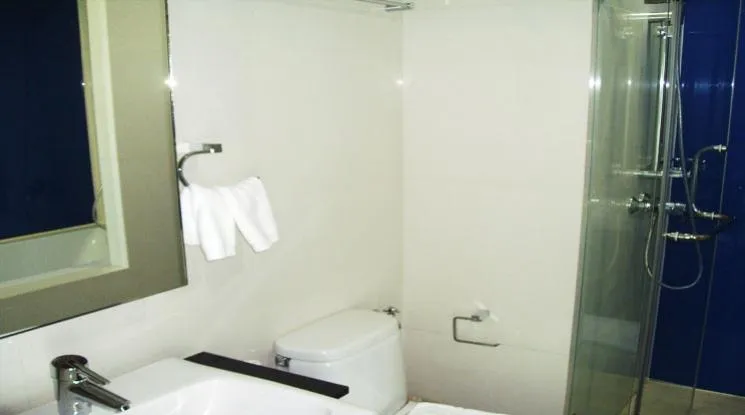 9  2 br Apartment For Rent in Sukhumvit ,Bangkok BTS Phrom Phong at Stylishly Refurbished 1413486