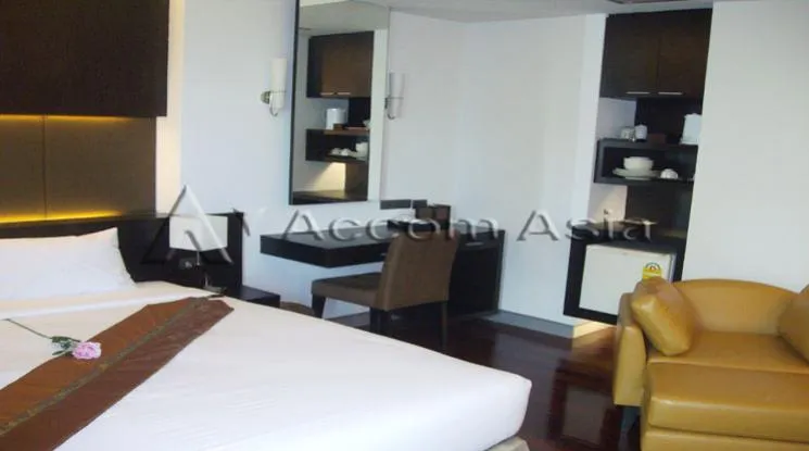  2  Apartment For Rent in Sukhumvit ,Bangkok BTS Phrom Phong at Stylishly Refurbished 1413488