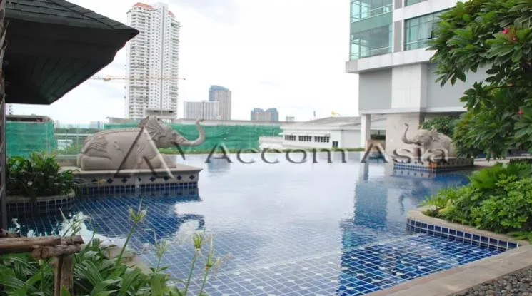  Baan Sathorn Chaophraya Condominium  1 Bedroom for Rent BTS Krung Thon Buri in Charoennakhon Bangkok