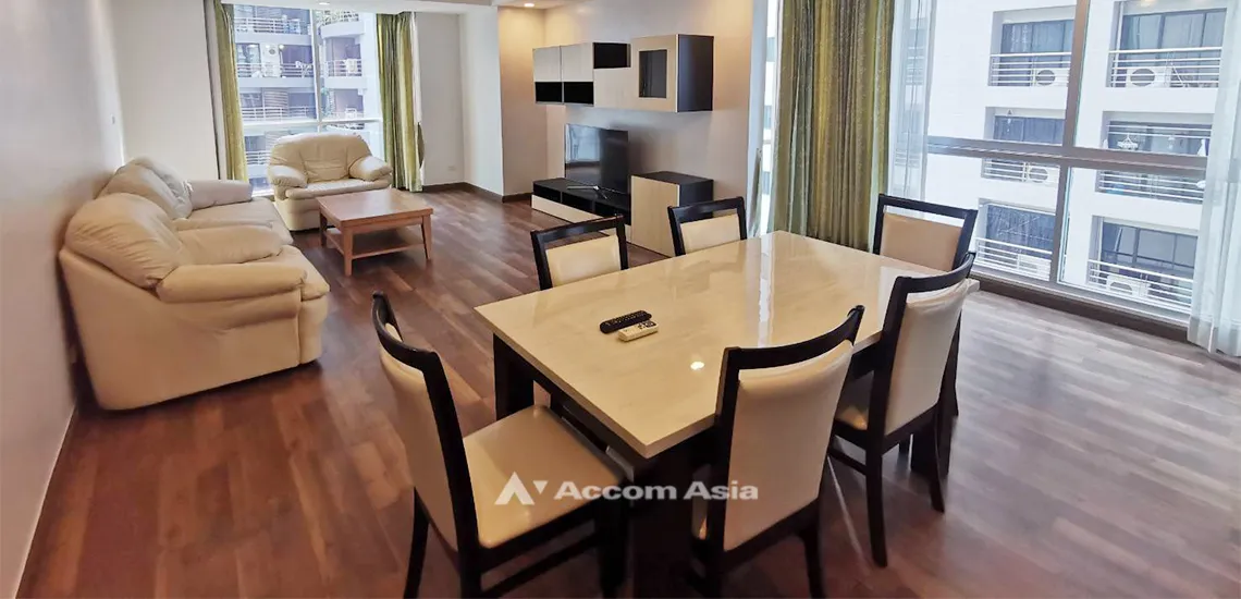  The Rajdamri Condominium  2 Bedroom for Rent BTS Ratchadamri in Ploenchit Bangkok