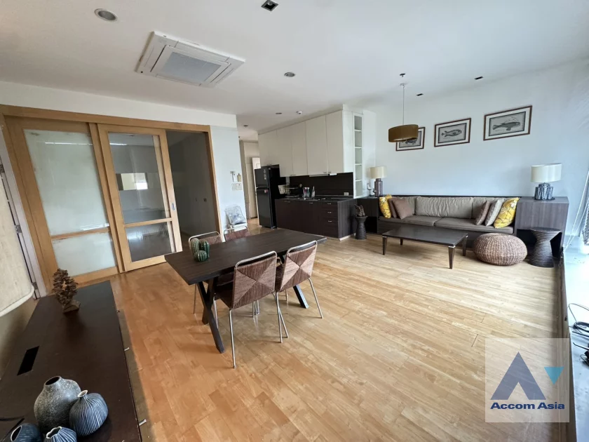 unit 2 Bedrooms  Condominium For Rent & Sale in Charoen Nakhon, Bangkok  near BTS Krung Thon Buri (1513581)