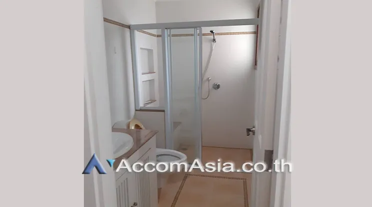 10  4 br House For Rent in Pattanakarn ,Bangkok  at Peaceful compound 1813587