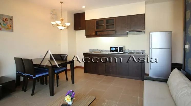 unit 3 Bedrooms  Apartment For Rent in Sukhumvit, Bangkok  near BTS Phra khanong (1413675)