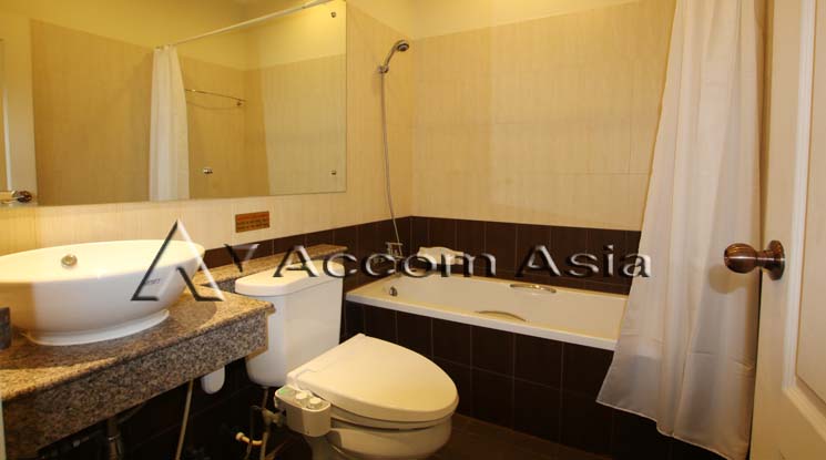 8  3 br Apartment For Rent in Sukhumvit ,Bangkok BTS Phra khanong at Modern Thai Decorated Style 1413675