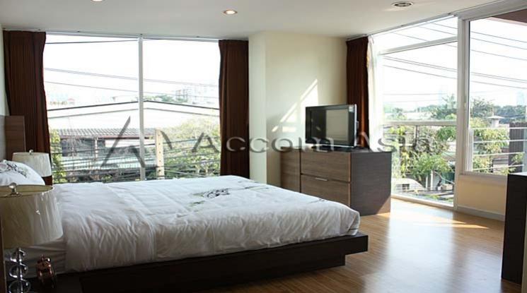 7  2 br Apartment For Rent in Ploenchit ,Bangkok BTS Chitlom at Apartment Steps from Lumpini Park 1413773