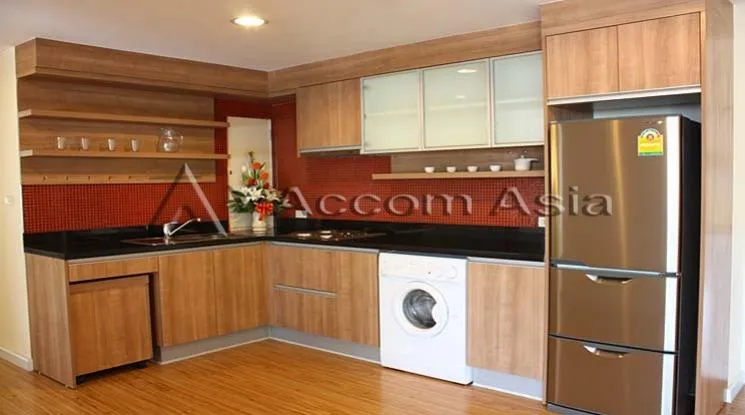 unit 2 Bedrooms  Apartment For Rent in Ploenchit, Bangkok  near BTS Chitlom (1413792)
