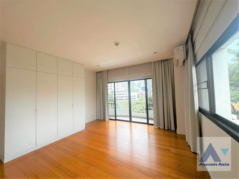 8  3 br Apartment For Rent in Sukhumvit ,Bangkok BTS Thong Lo at Greenery area in CBD 1413857