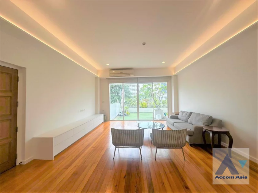 Greenery area in CBD Apartment  3 Bedroom for Rent BTS Thong Lo in Sukhumvit Bangkok